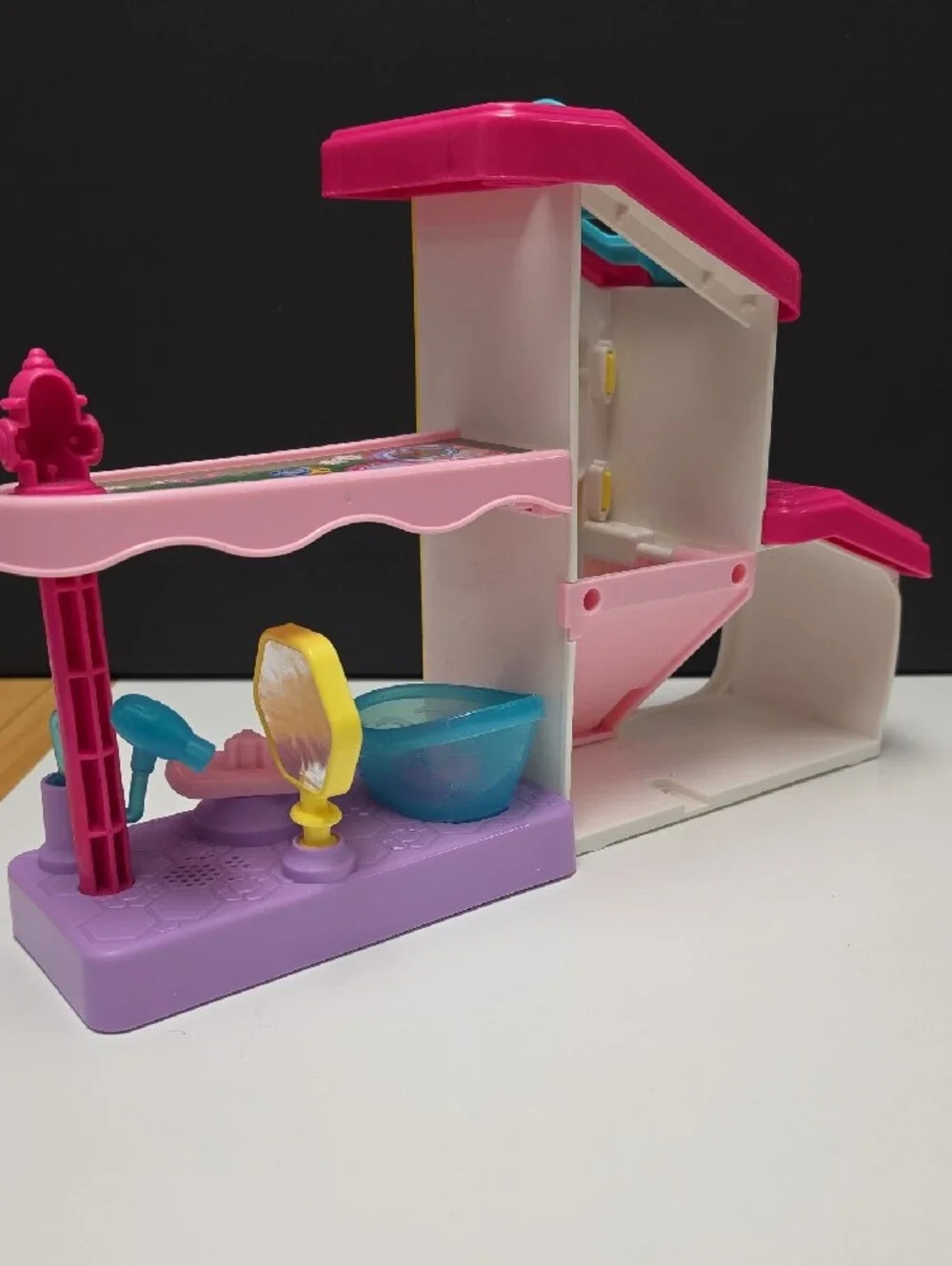 Fisher-Price Little People Barbie Pink, Yellow & Purple Pet Care Playset